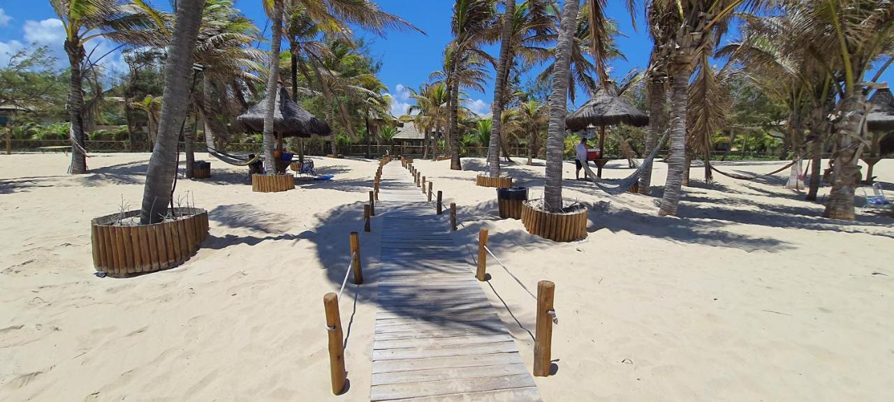 Paraiso Frente Mar!! 04 Pessoas-Pe Na Areia Vg Sun Cumbuco-Hidro, Sauna, Academia, Piscina,Cozinha Completa, Wifi, Parquinho Infantil Екстериор снимка